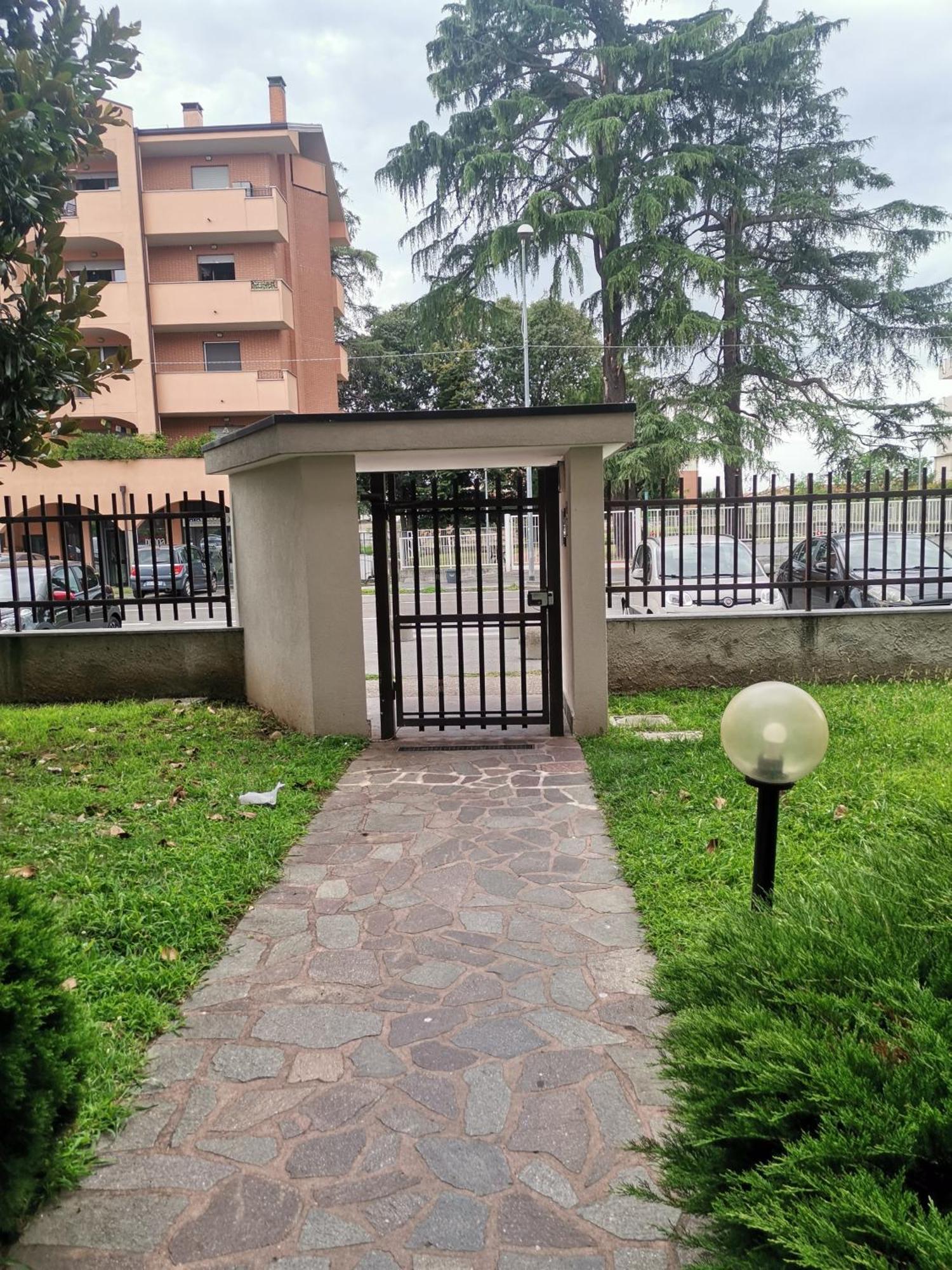 B&B Busto Garolfo Екстериор снимка