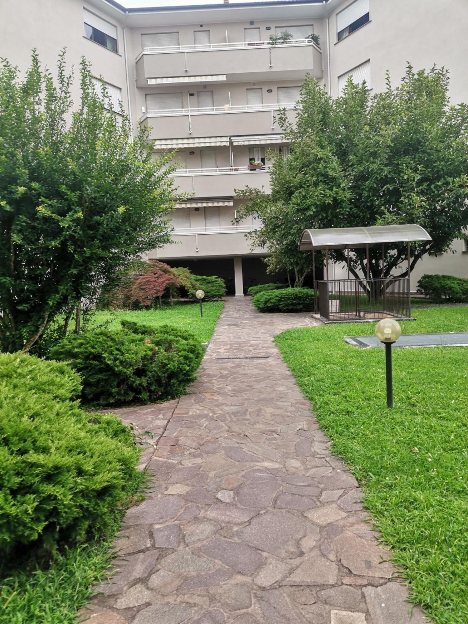 B&B Busto Garolfo Екстериор снимка